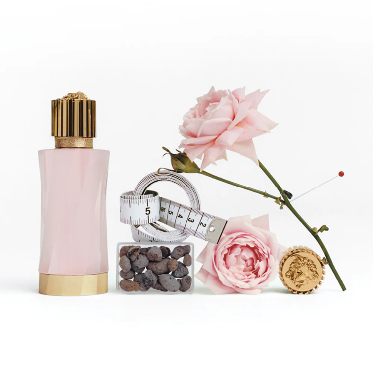 “Versace Atelier Eclat De Rose 100ml EDP perfume with soft elegant rose scent, original fragrance in Qatar”
