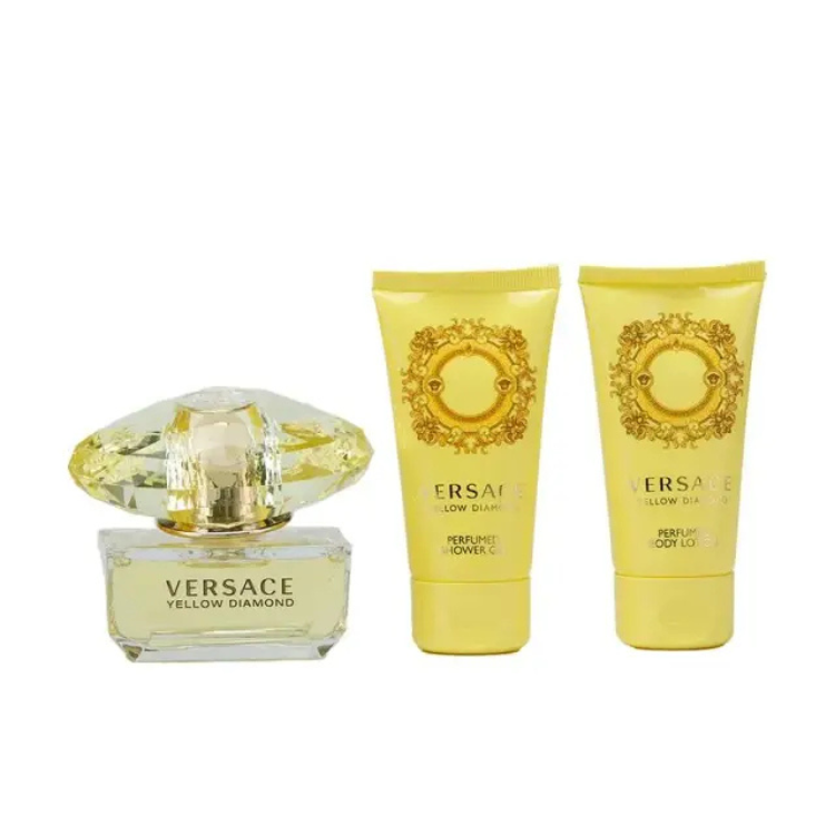Versace Yellow Diamond Gift Set 90 ML EDT at Luca Perfumes Qatar, original women’s floral fragrance gift set with fresh lemon, bergamot, pear, freesia and musk notes available in Doha, Qatar with fast delivery.